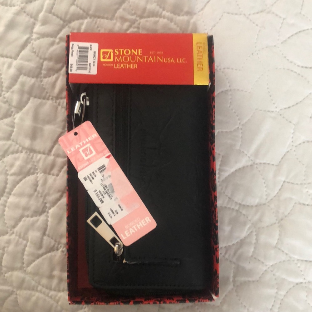 SOLD ELSEWHERE Black leather wallet NWT